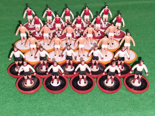 Subbuteo c100 zombie teams - 3x,