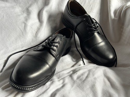 Unworn new dockers w - s8.5,