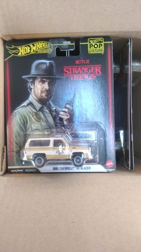 Hot wheels premium - hot, pop