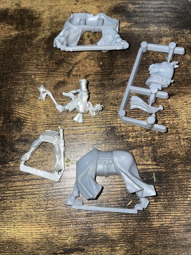 Bretonnian knight realm - bretonnian,