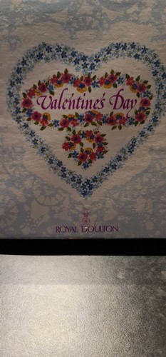 Royal doulton valentine plates - royal,