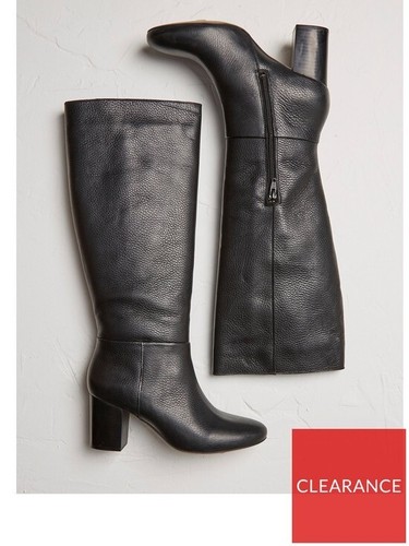 Fat face ladies - knee-hi, heeled