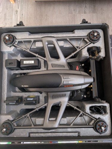 Yuneec typhoon q500 - 4k, drone