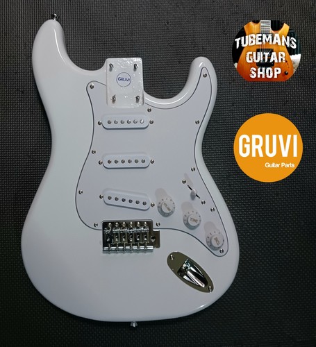 Dlx series loaded - strat, body
