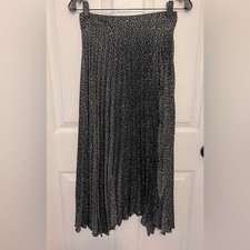 ZARA Women’s Black & White