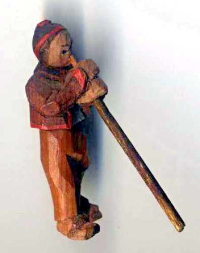 Vintage tiny carved wood - tiny,