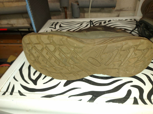Keen dry - keen, brown