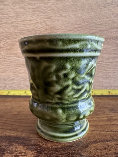Vintage sylvac green miniature - vintage,