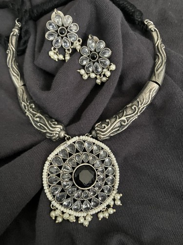 Choker hasli silver oxidised - hasli,