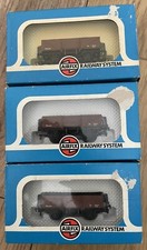 3 X AIRFIX  00 GAUGE - 54365-1  - 5 PLANK  WAGONS. BR Brown (Fitted)  BNIB
