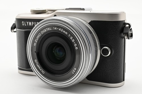 Near mint shutter count 920 - mint, count: