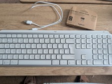 Logitech Master MX Keys S Pale