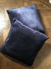 2 X Laura Ashley Nigella