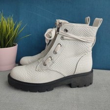 UGG DAREN WHITE LEATHER CHUKKA