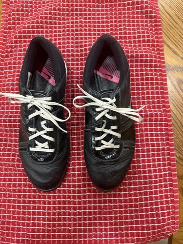 Nike women size 8 - women’s,