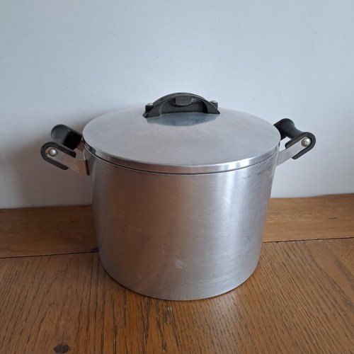 Vintage swan brand aluminium - swan,