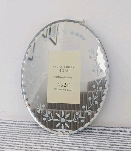 Oval venetian mirror picture - oval,