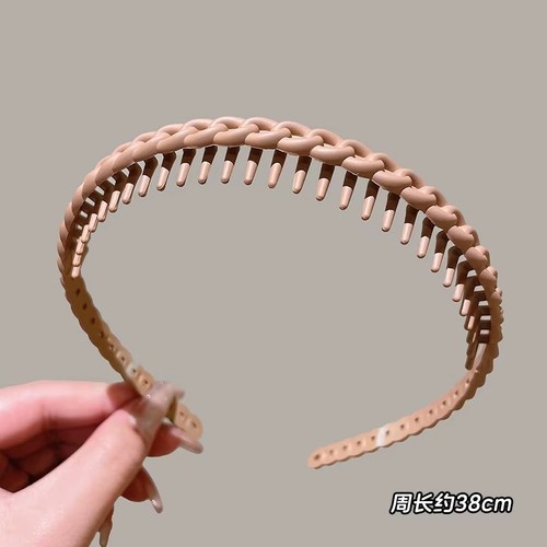 Anti slip teeth - anti-slip,