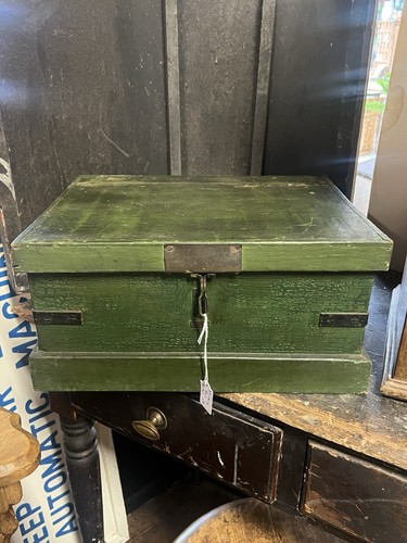 1947 military wooden storage - 1947,