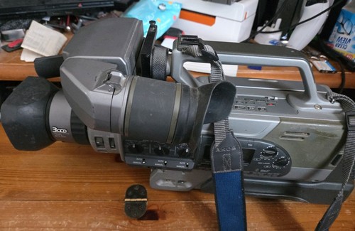 Sony dcr vx9000e digital video - digital,