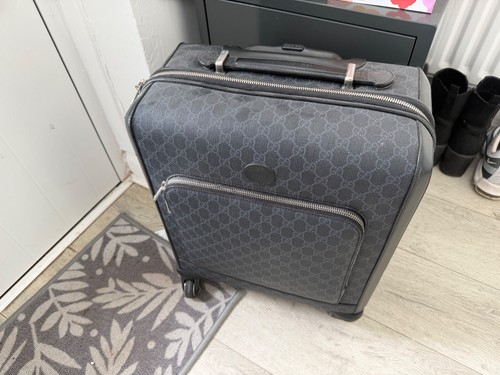 Gucci travel luggage - gucci,