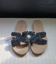 Peacocks Beaded Sliders