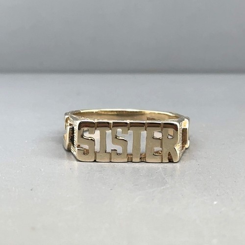 9ct yellow gold sister - 9ct,