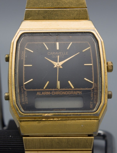 Vintage caravelle bulova - by,