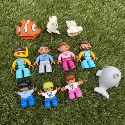Lego duplo figures bundle - figures,
