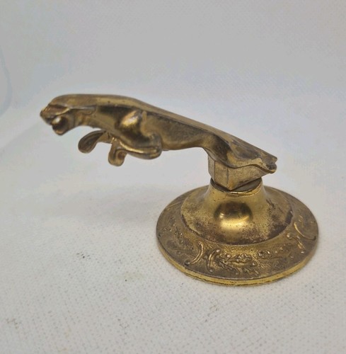 Leaping jaguar car mascot - leaping,