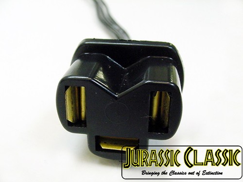Chevrolet tab connector - 3,