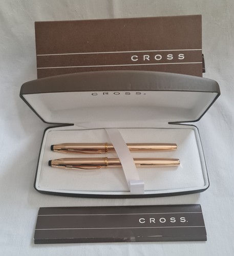 Cross 14kt rolled - 14kt, gold