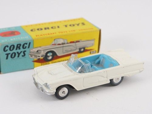 Corgi 215 ford - 215, thunderbird