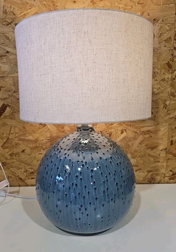 Stunning blue dot ceramic lamp - stunning,