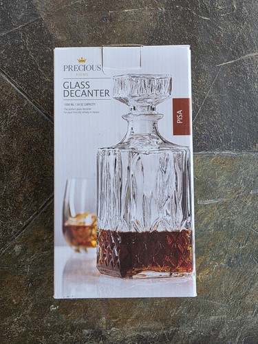 Whiskey decanter 34oz liquor - whiskey,