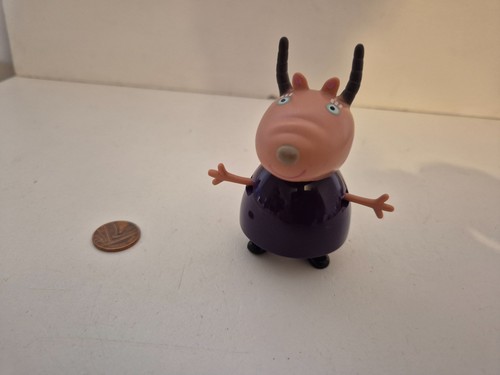 Peppa pig mme gazelle teacher - pig,