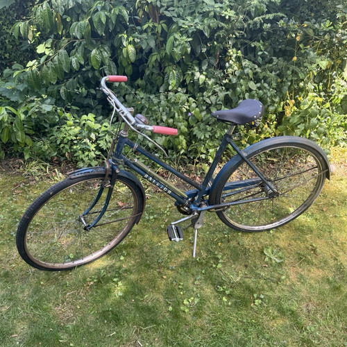 Raleigh vintage bikes - 3,