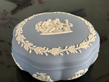 Wedgewood Scalloped Edge Trinket Box