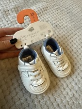 Months baby boy shoes bnwt - 3-6,