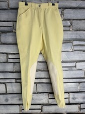 French Sportwear Vintage Style