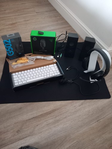Gaming accessories console - pc,