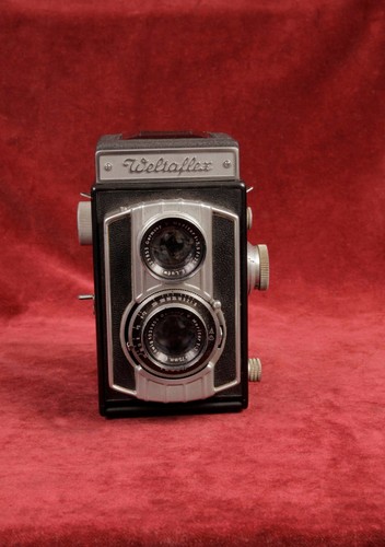Tlr twin lens reflex - twin,