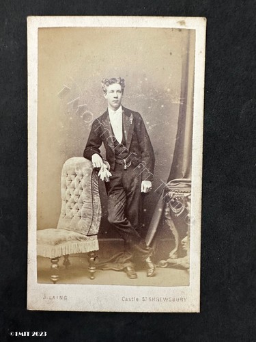 Cdv dashing man - cdv, gloves,