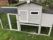 Cocoon Wooden Chicken Coop