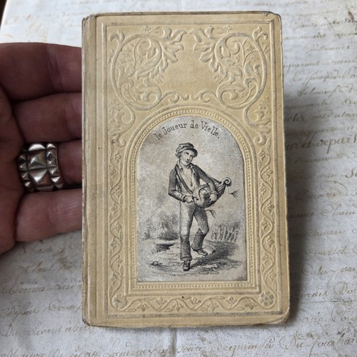 Tiny embossed romantic - embossed,