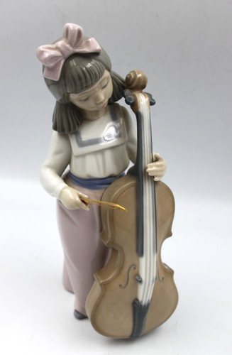 Nao lladro porcelain - by,