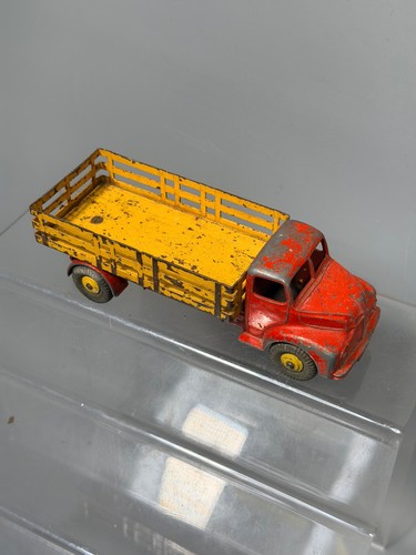 Dinky toys leyland - comet, farm