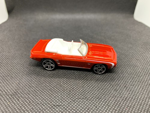 Hot wheels 69 chevrolet - hot,