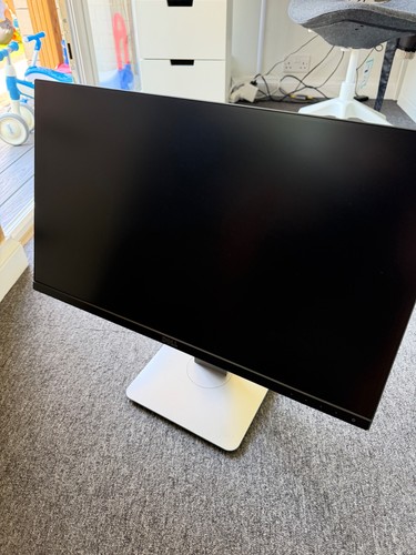 Inch dell ultrasharp - dell,