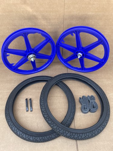 Bicycle plastic blue mag - 20",